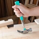 8 oz Claw Hammer - Image 6
